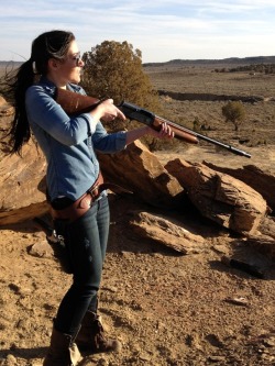militiamaiden:  45-9mm-5-56mm:  gun-porn:  dirty-gunz:  Fuck. Both that shotgun and woman are sexy as hell.  Dat browning.  TumbleOn)  DAT DESERT VIEW! Why am I still in New England, again? 
