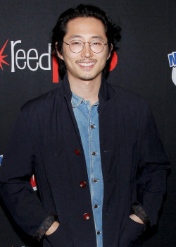 dailytwdcast: Steven Yeun poses for a photo backstage as Netflix presents  Dreamworks Trollhunters during New York Comic Con at Madison Square  Garden on October 8, 2016 in New York City  