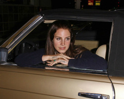 ldr-universe-deactivated2014120:  Lana Del Rey leaving a gas station in Los Angeles, California on July 13, 2012 