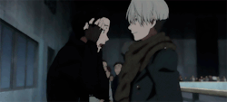 fencer-x: fencer-x:  (image from x) This scene struck me from the moment I saw it in the theater. I was initially a little surprised, because I’d thought Yuuri was shorter than Victor, but then I realized it’s because Yuuri is standing on his skates