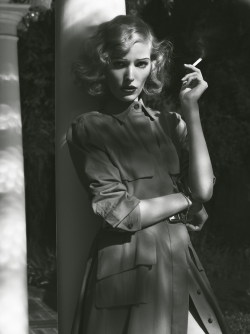 smoking girls - Alisa Ahmann by Camilla Akrans, Vogue Italia 3/15