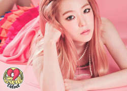 dumblets:  pink-haired irene in russian roulette teaser photos. 