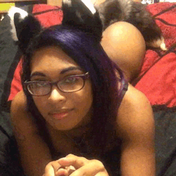 a-fox-named-foxy: Butt wiggles for Daddy. 