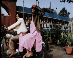exportings:delhi girlsriyanka bahl, aleya sen, and lalima singh by louis decampsjalouse 1999