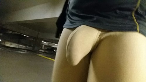 Porn jey-xxx-wynn:  Went to 2 gyms last night photos