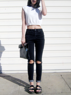 Elli-Rose:  Details: Candy Color Cropped Tee C/O Oasap | Diy Jeans | Women Rolled