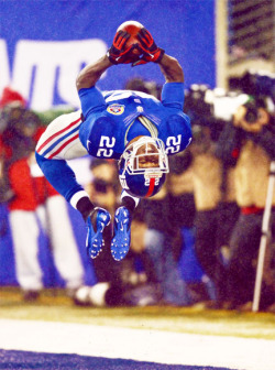 cheney12:  David Wilson #22 of the New York Giants celebrates his third touchdown of a game against the New Orleans Saints at MetLife Stadium on December 9, 2012 in East Rutherford, New Jersey. 