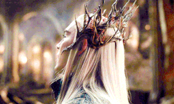 thranduilings:  You might think that this gifset is pointless but it features Lee Pace’s profile view and should therefore be considered a blessing on your dashboard 