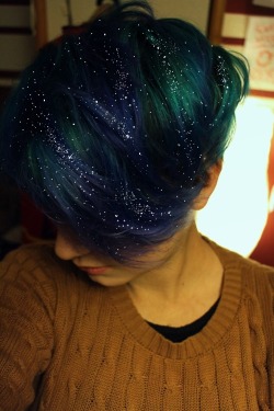 the-illusion-of-sanity:i have space hair now