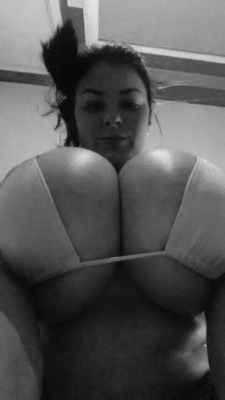 titten666:  titten666:  Titten Voluptuous Karla James Huge Massive Boobs Titten 666 Titten 666  Amazing Boobs 