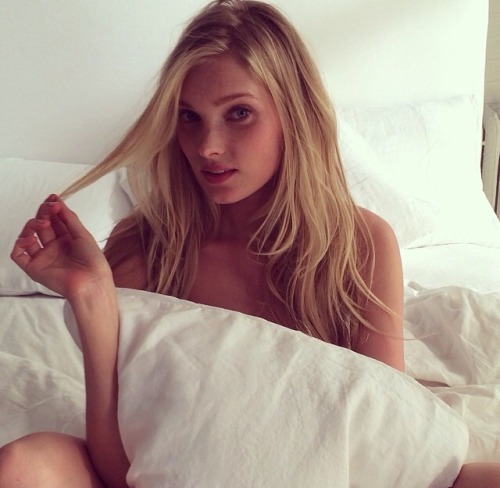 Porn photo vs-angelwings:  Elsa Hosk shooting for Victoria’s