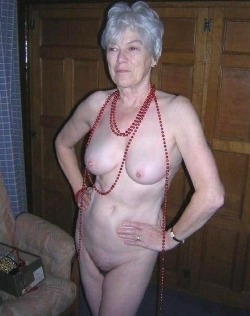lovegrannies:  grandmotherporn:  Grandmother PornÂ…  ONE VERY HOT GRANNY.   Find your senior sex partner here!