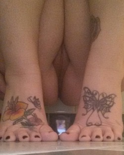 havetherebeen:  beautiiful-feet:  thinkwhatofit:  toeslobber:  johnnyfetish:  cman520:  myfeet4you:  Can you see my tattoos;) 😈👣💋  One of my favorite posts!  Sexy! Mine too  One of the hottest shots ever  Mmmmmmmm!!!  Absolutely gorgeous   