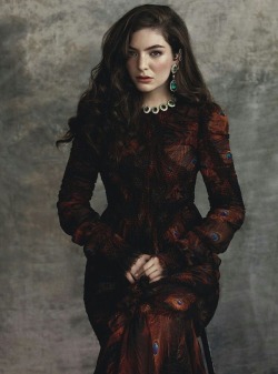 miss-mandy-m:  Lorde in Givenchy photographed by Robbie Fimmano for Vogue Australia, July 2015.