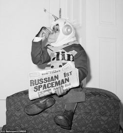 spiritofapollo:  Performance chimp Kokomo, Jr., cousin to Space Chimp Ham, remains unimpressed with Yuri Gagarin, first man in space.
