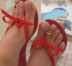 loveforgirlsfeet:    Best Feet Tumblr Here!    