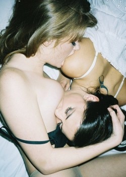dreamsandgirls:   #girls #lesbi #lesbians #bdsm #sade #bondage #slaves #videogirls #ponyplay #ass #bottom #anal #dildo #pussy #shaved #nipples #piercings #fellation  #fisting #fuck #plugg #dildo #bisex #lingerie   