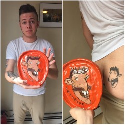 damnguido:  whimps:  @jacquellinee_w worked hard on a custom Nigel Thornberry plate for me. She’s the greatest baby sister anyone could ever ever ask for. Thanks, Jack Jack. #NigelThornberry #Smashing #MerryChristmas  (at Miller Place, New York)  This