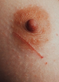 bunnyjennyphotos:  Is this a male or female nipple? That’s right, bitch, you can’t fucking tell. Because guess what? They’re identical. And it’s some fucked up shit that “FEMALE” nipples are banned from tumblr and instagram but males can upload