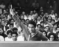 modbeatnik:  In 1968, Chicano students in Los Angeles peacefully protested to demand adequate education and an end to the racism that they encountered in textbooks, teachers, academic advisors, and administrators source 