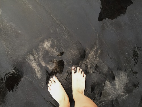 Sex teafume:Volcanic black sand beach in Amed, pictures