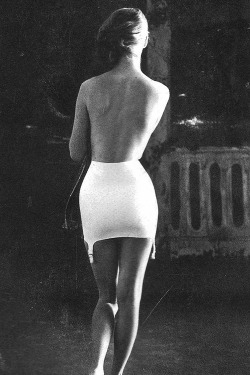 decentfellas:  “White Girdle” by Frances Pellegrini, 1950. 