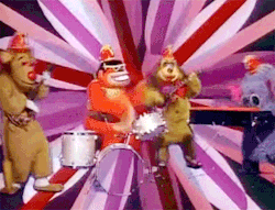70s-80s-gifs:  The Banana Splits (1968-1970)   This is what it’s all about