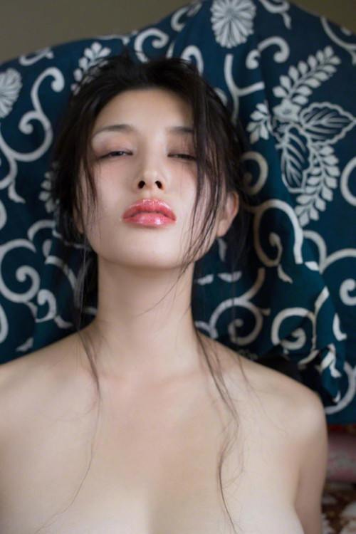 Porn Pics mintiamintia:Manami Hashimoto
