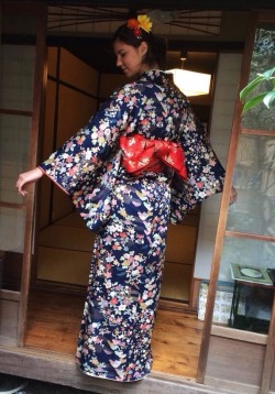 my awesome kimono for the tea ceremony :D  Kyoto, Japan