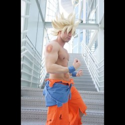 livingichigo:  Another shot of my Goku Cosplay. Enjoy. :)  Photography: Eurobeat Kasumi Photography  #cosplay #concomics #livingichigo #like #anime #manga #dbz #dragonball #dragonballz #goku #ax #ax2013 #animeexpo #animeexpo2013