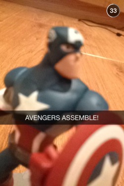 bemusedlybespectacled:  liamgalgey:  Mike Wazowski joins the Avengers.  THOR’S HAMMER IS BLOCKING HIS FACE I AM DYING 