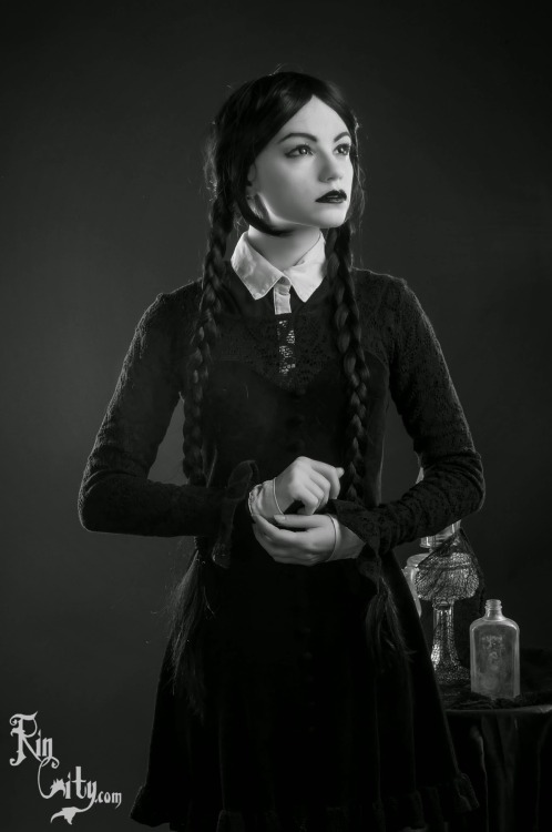 pantiestuffer:  idc1969:  sexynerdgirls:  Wednesday Addams by Rin-City.com  Hmm to fuck her would be worth it      (via TumbleOn)  Wow….. Absolutely stunning