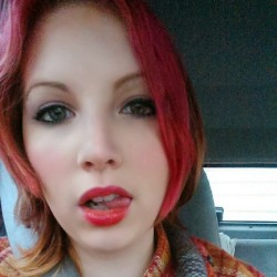 Liliana-Rayne:  Going To Magic With Sassy Red Lips #Magicthegathering #Redlips #Redhead