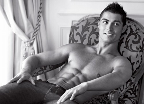Porn Pics hotmusclejocks:  Cristiano Ronaldo http://hotmusclejockguys.blogspot.com/2014/06/cristiano-ronaldo.html
