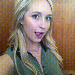 gingerbanks:  Peek-a-boo :o) Hit up my ask