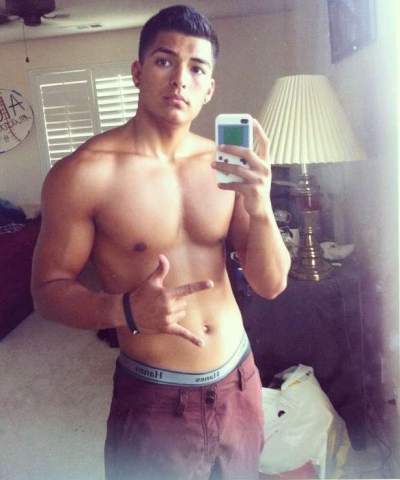  19 year old Athlete, Alex Martinez  Beto’s Corner  http://betomartinez.tumblr.com/