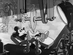crinkled-satin:  vintagemickeymouse:  The Mad Doctor - 1933  Hey lovies! please please vote for crinkled-satin here in inssatanity’s botw and then message me for a promo or help or rate or reblog, anything you can think of! xx