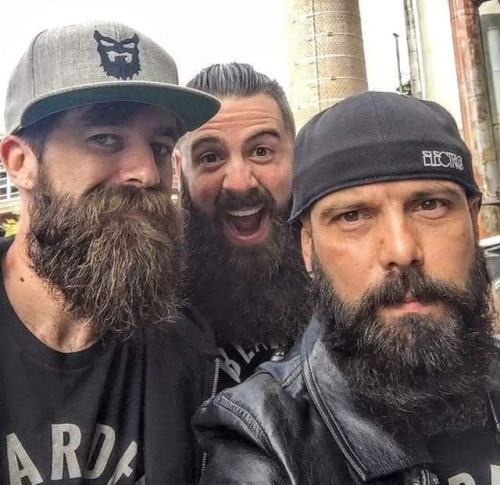 fuckmetx:  My uncles have very different personalities, but they all fuck me in pretty much the same way.   Beard dads.