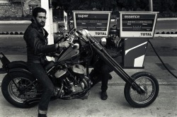 mymodernmet:  French photographer Yan Morvan covered the lives of bikers and gang members across more than 40 years in a collection of powerfully gritty black-and-white photographs.