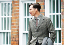 cumbercrieff:  Benedict Cumberbatch as Alan Turing filming The Imitation Game September 18, 2013. [x] 