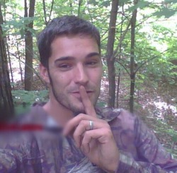 lovebreeders:I wanna go hunting with this bored married guy out in the woods. Hell yeah!