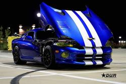 autoporn-net:  ‘97 Dodge Viper GTS B/W