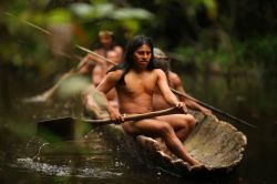 coisasdetere:   Indígenas - Amazônia, Brasil. 