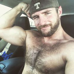 fklnfred:   redneck417:  POWER TOP  Hell Yes   i would like to lick that armpit and chest… then suck a load out of his hairy cock