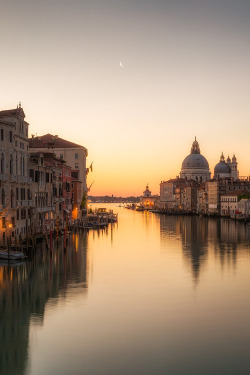 premiums:   Venice - Italy  by Jim Nilsen