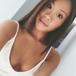 selfieasiangirl:  Cute Asian girl selfie