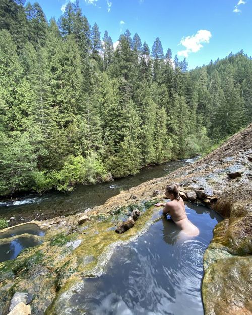 angiemariedreams:  Naked hiking, always and forever.  Photo by @nik.nox  See more at Patreon.com/angiemariedreams and Onlyfans.com/angiewa  (at Portland, Oregon)https://www.instagram.com/p/CAFBEB4AXiD17sbxk6h6wNikeS66F__hbfe-d80/?igshid=o22szn4a0cg