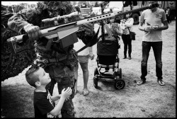 tombstone-actual:  skariaxil:  guns-n-stuff-i-guess:  revengeofthemudbutt:  cobra-23:  alexander-wolf:  A Dutch sniper lets a child pose on veterans day with the Barret M-82  this weapon is easily capable of taking somebody’s head clean off from