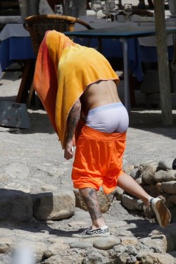 hotthickboys:  Justin Bieber Sag Follow the Blog http://hotthickboys.tumblr.com/(kik your nudes to @hotthickboys or use the submit button on my blog) 