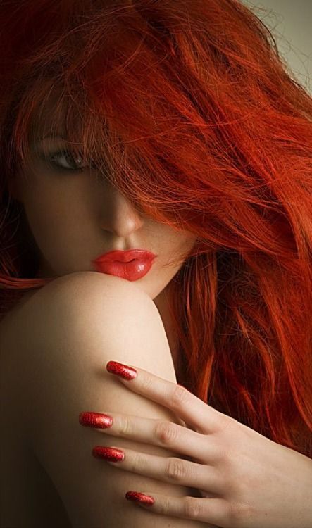 sexy-redhead-redhair-orangehair:   Anna Ahmatova  ❝.. -Şaka tüm bu olanlar.Gidersen